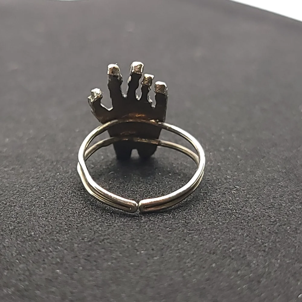 Skeleton Hand Ring